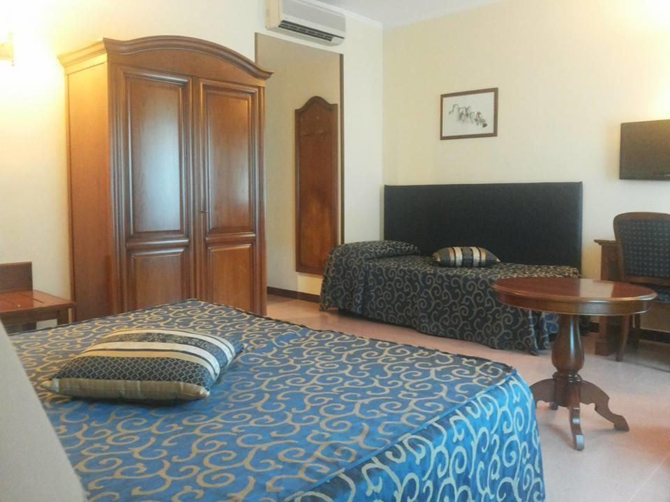 Hotel Villa Ada Pozzallo Extérieur photo