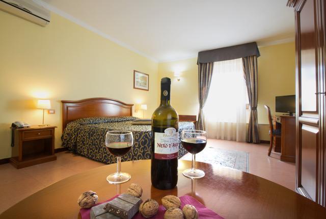 Hotel Villa Ada Pozzallo Extérieur photo